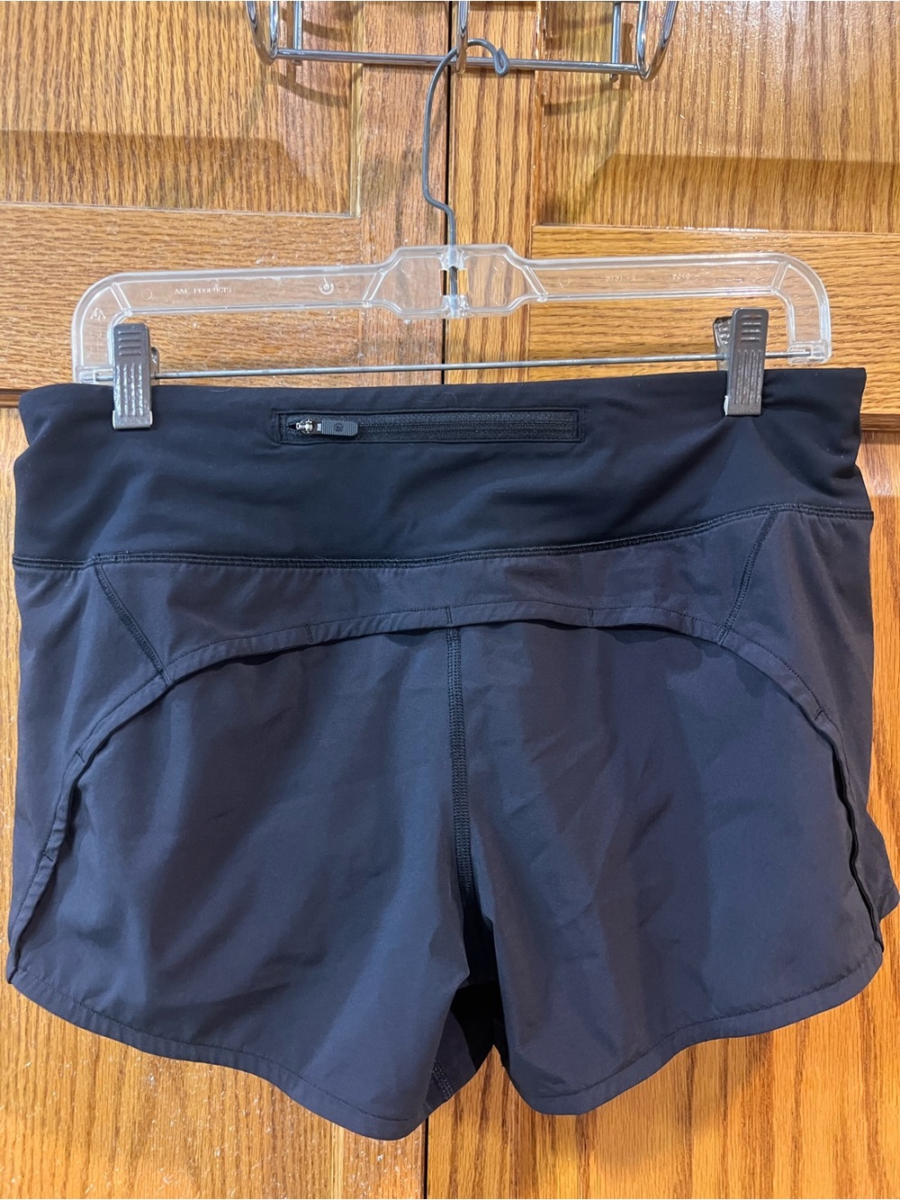 Women’s Black Lululemon Athletica Shorts Lined Zip Pocket Size 8 - Picture 3 of 5
